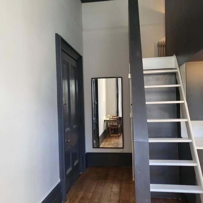 21 Mini Loft Apartment - Great Location - Comfy King Size Bed 브라이턴 외부 사진