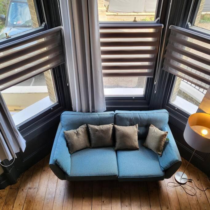 21 Mini Loft Apartment - Great Location - Comfy King Size Bed 브라이턴 외부 사진